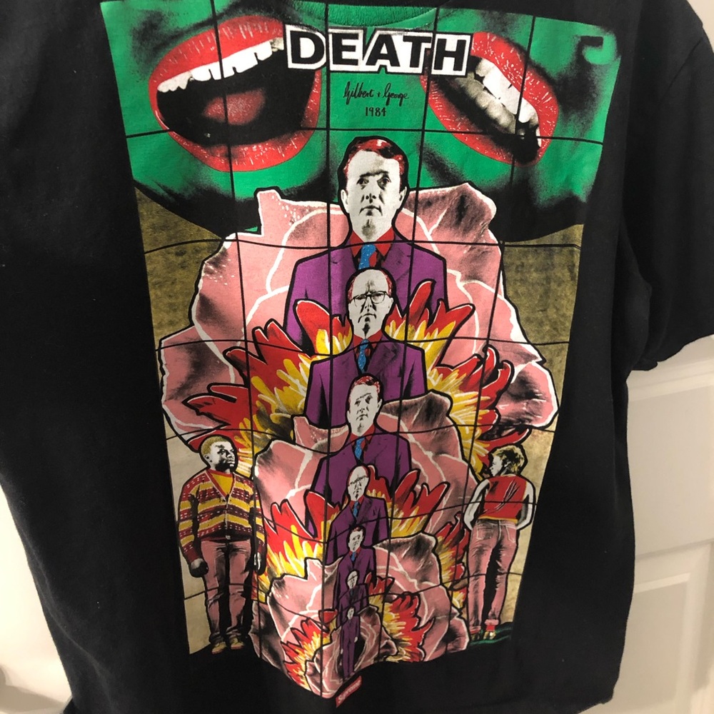 Supreme t shirt